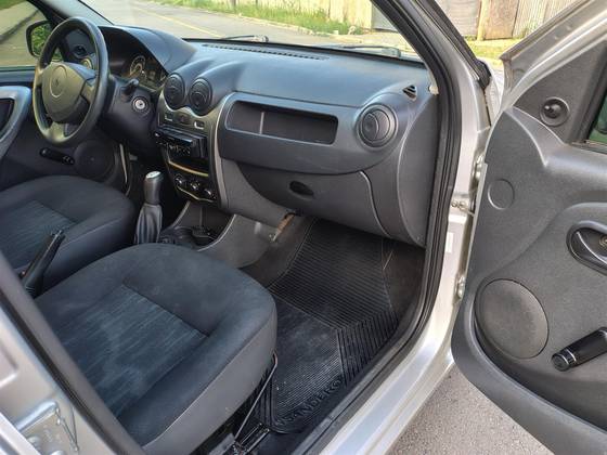 RENAULT SANDERO 1.0 AUTHENTIQUE 16V FLEX 4P MANUAL
